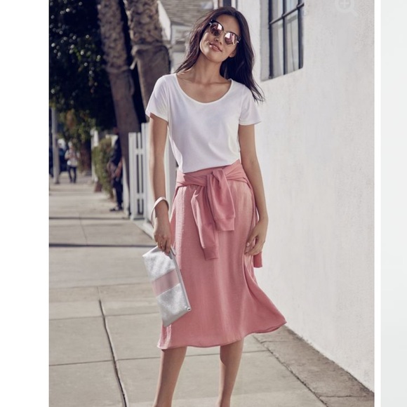 Sold! NWOT Pink midi skirt from JustFab - Picture 2 of 6